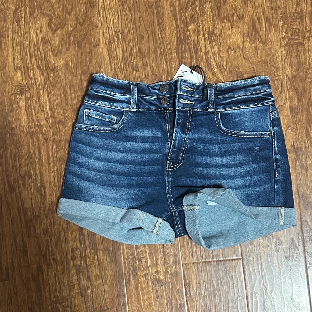 Zenana Outfitters Blue Denim Shorts